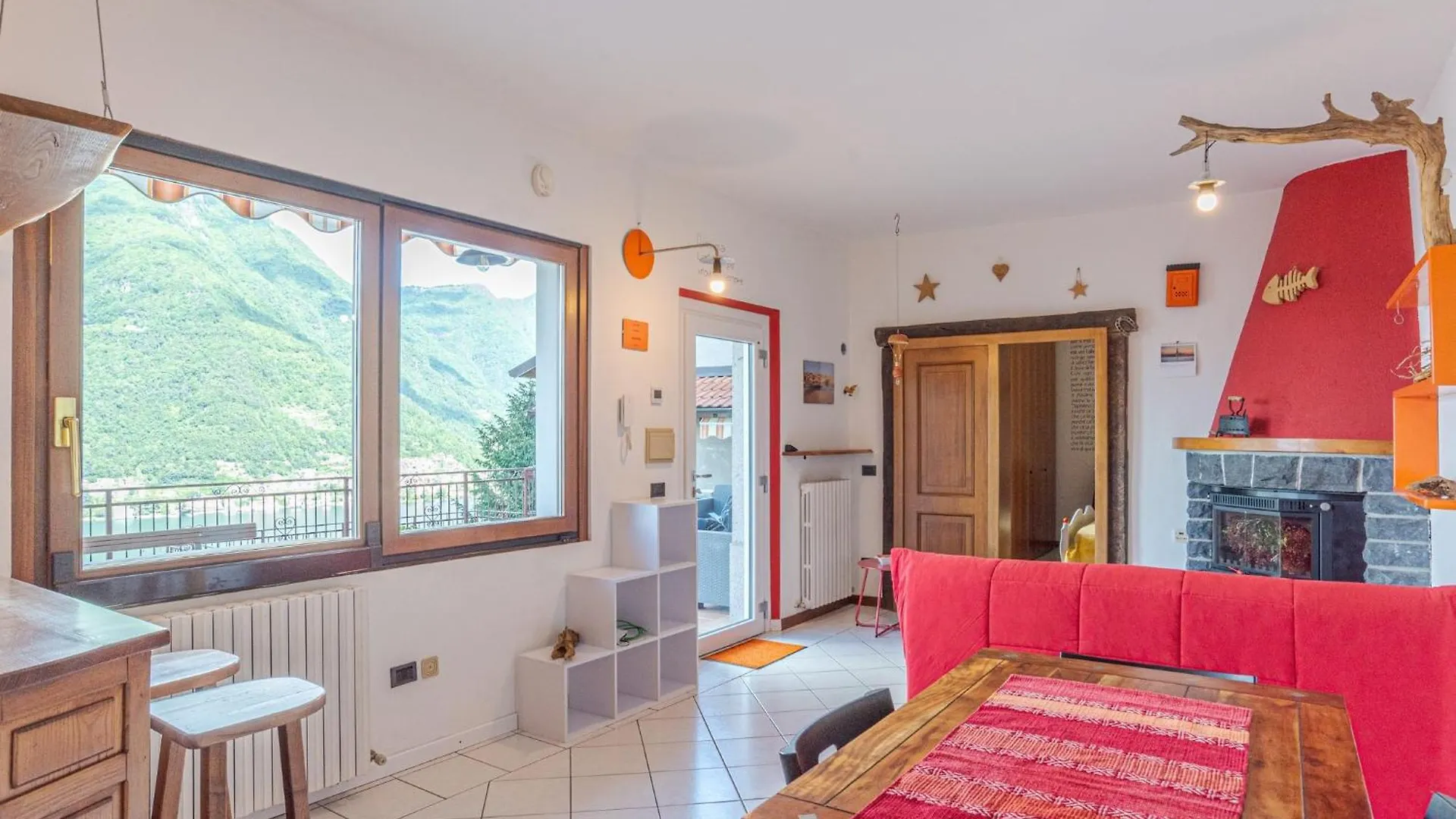 Lovely Lake View Apartment With Terrace Pognana Lario