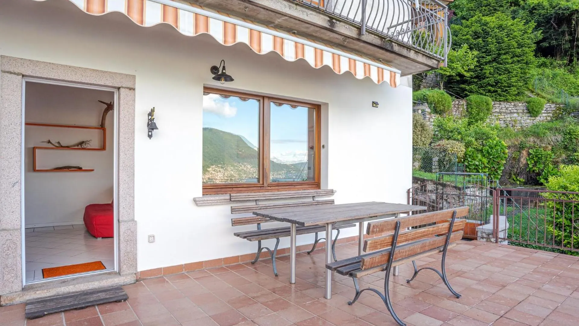Lovely Lake View Apartment With Terrace Pognana Lario