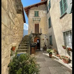 La Corte Sul Pognana Lario